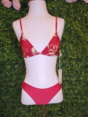 Chelsea & Violet Red Floral Bikini Set